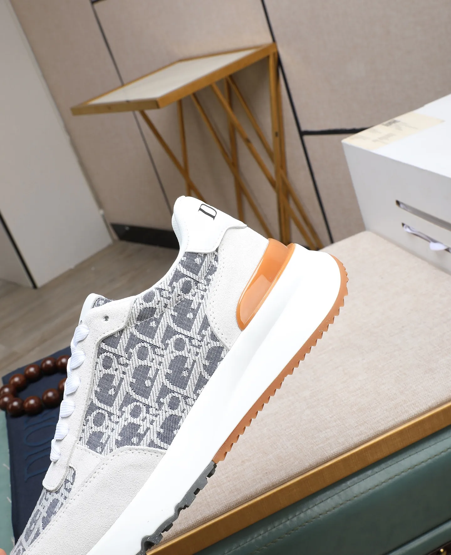 Men's men's shoes💰460 🌹🌹[Dior] latest model🙈original replica! 👟👟👟You can go to the top-notch workmanship. The upper is made of Italian 🇮🇹imported cowhide. The mesh lining is suitable for travel. The original replica outsole makes it suitable for all kinds of travel, showing low-key luxury. Let quality speak for itself. Color: Size: 38-44